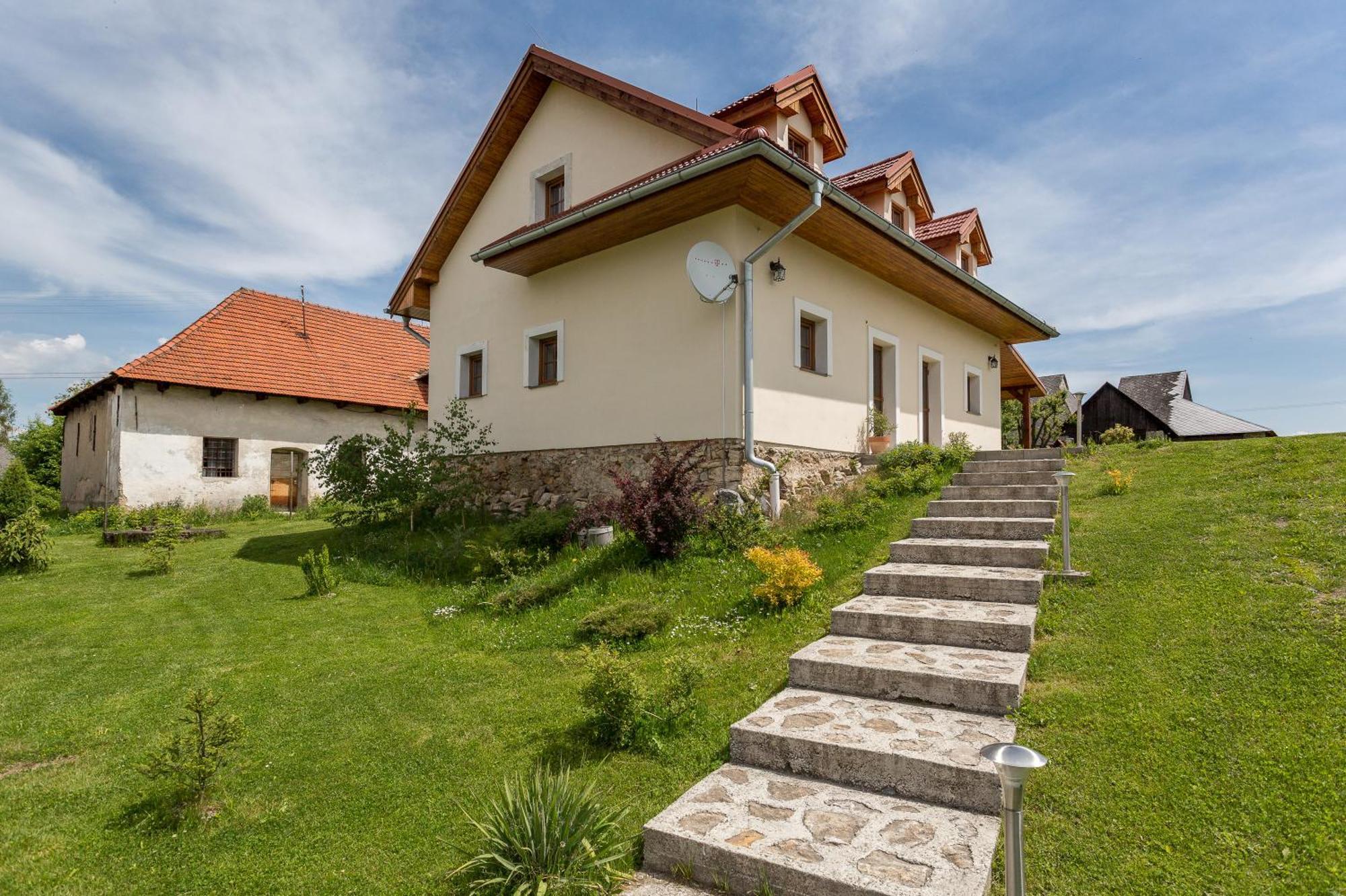 Villa Lypche Bešeňová Exterior foto